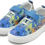 2025 New Solid Anti-slip Buckle Canvas Shoes: Breathable children’s sports loafers with white soles, elastic laces, and blue hook-and-loop straps—ideal for customizable OEM/ODM running flats.