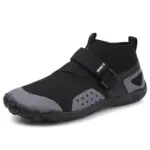 Black and gray minimalist OEM ODM outdoor water shoes with a breathable mesh upper, adjustable strap, and individual toe compartments—ideal for barefoot running, fitness, fishing, or beach activities. Wholesale customization available.
