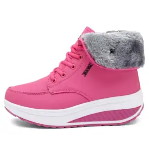 A waterproof pink high-top women's snow boot with white soles, gray faux fur lining, lace-up front, and folded collar—available for OEM/ODM customization. Factory wholesale; ideal winter outdoor warm cotton shoes.