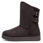 A black mid-calf women's winter snow boot with a flat sole and two buckle straps, available for OEM/ODM customization. Wholesale custom designer winter warm boots for women.