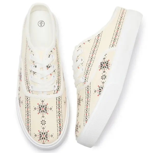 XRH Wholesale Women Rubber Custom Logo Casual Shoes feature cream-colored canvas, white laces and soles, plus a black and red geometric pattern—ideal for OEM/ODM customization for women, men, and kids. Half top print canvas slippers included.