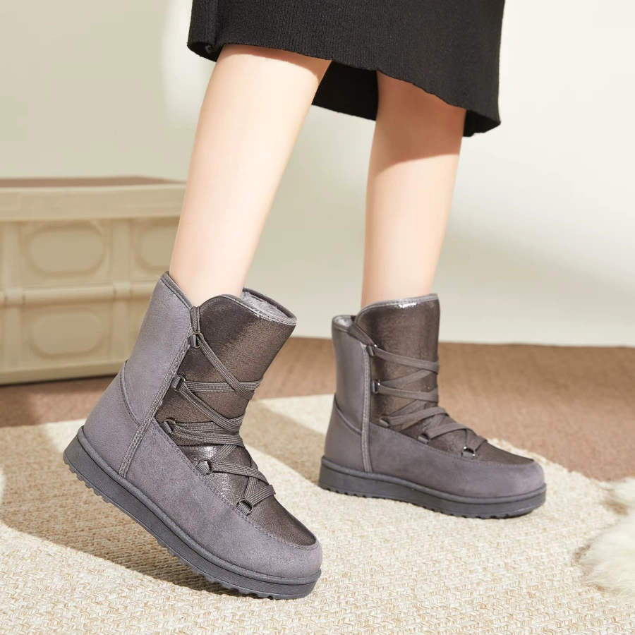Round Toe Boots 1