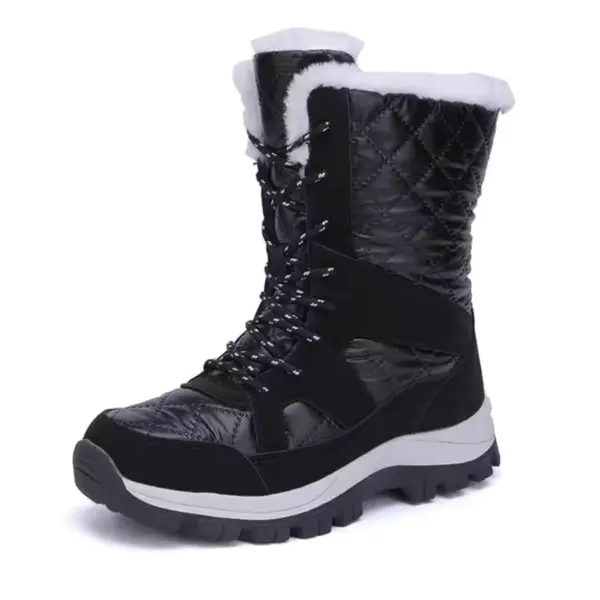 Wholesale women's snow boots feature a wear-resistant TPR/EVA thick sole, quilted upper, lace-up front, and white faux fur lining—ideal for outdoor hikes. OEM/ODM customization available.