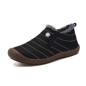 Custom Wholesale Autumn Winter round-toe slip-on snow boots with plus plush lining, TPR sole, and OEM/ODM options—designed for outdoor wear and tailored comfort for men and women.