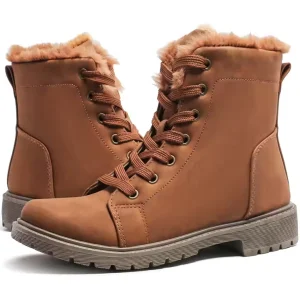 A pair of Snow Casual Ankle Boots for Men Leather Women Boots 2025 New Style—brown lace-up with faux fur lining and rugged soles, perfect for OEM ODM customization.