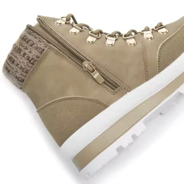 Close-up of 2025 Lightweight Hiking Boots—with side zipper, metal eyelets, knit collar, white sole—perfect for OEM/ODM customization and custom logo for men or ladies’ fashion winter snow platform heels.